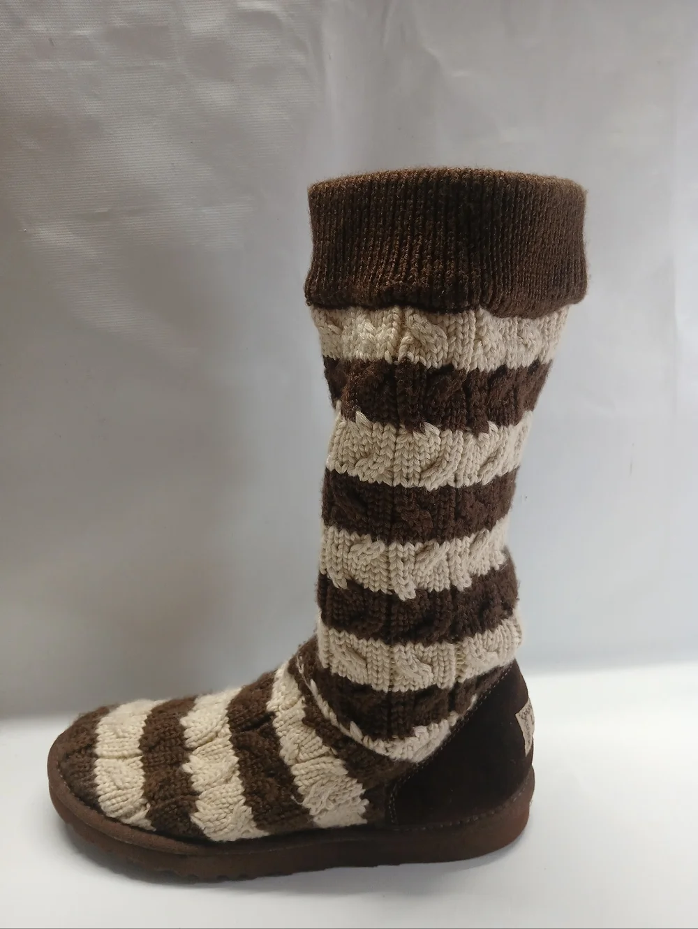 Ugg Women's Ankle Brown Boots - Picture 3 of 13